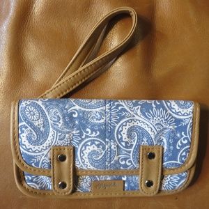 Airopostale blue/white fabric wristlet, nwot